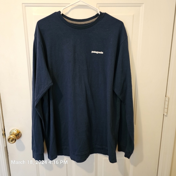 Patagonia long sleeve responsibility t shirt - Picture 7 of 8